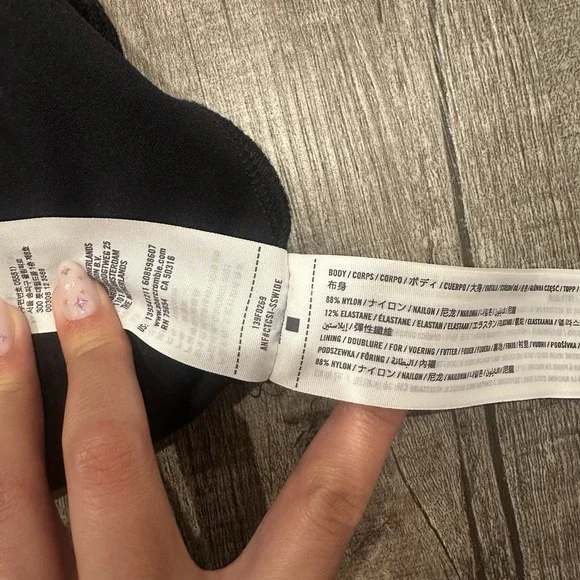 Abercrombie & Fitch Long Sleeve Black Bodysuit Cutout Twist Front Snap Womens S - Picture 7 of 10